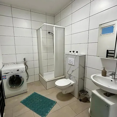 Modernes 1 Fuer Monteure In Mit Parkplatz & Wlan Apartmán Bensheim